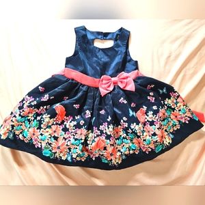 Little girls dres size 4t